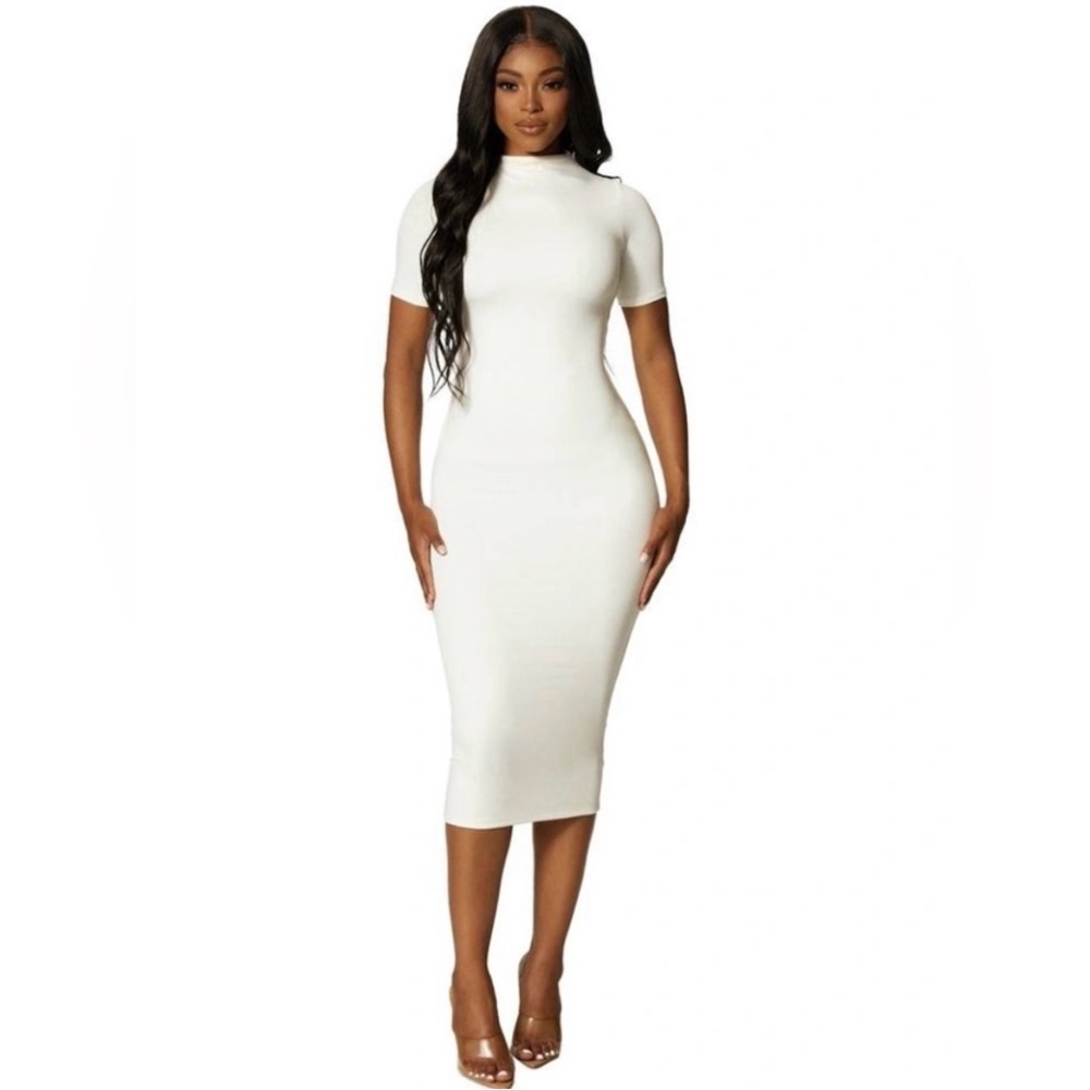 NWT Woman's Size XL White Naked Wardrobe Bodycon Dress